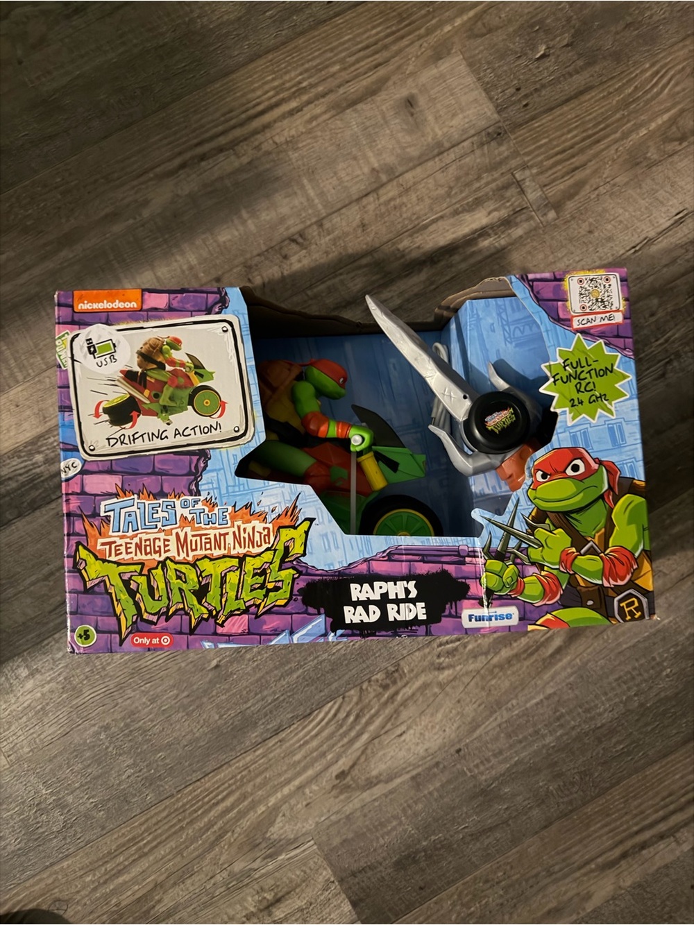 Teenage Mutant Ninja Turtles Raph’s Rad Ride RC Motorcycle Toy